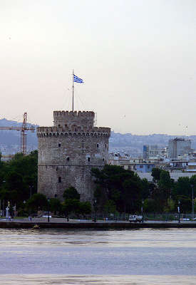 lefkos pirgos